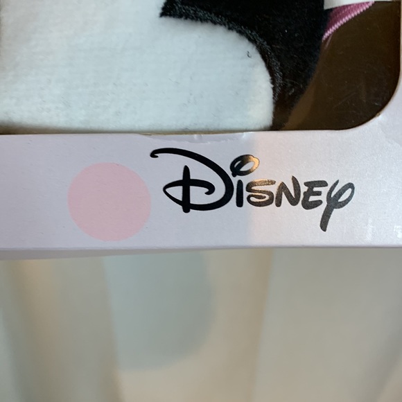 2/$20 The Crème Shop Disney Sleep Mask - Picture 4 of 6